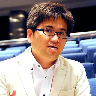 前田 効多郎